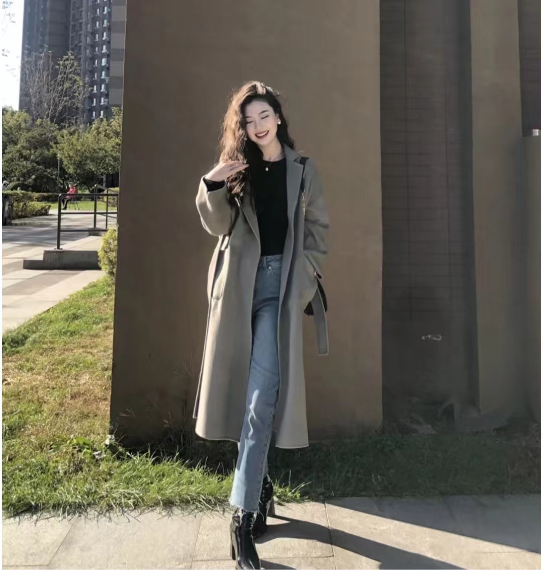 中款深灰色大衣怎么搭配好看,maxmaralabbro灰色大衣