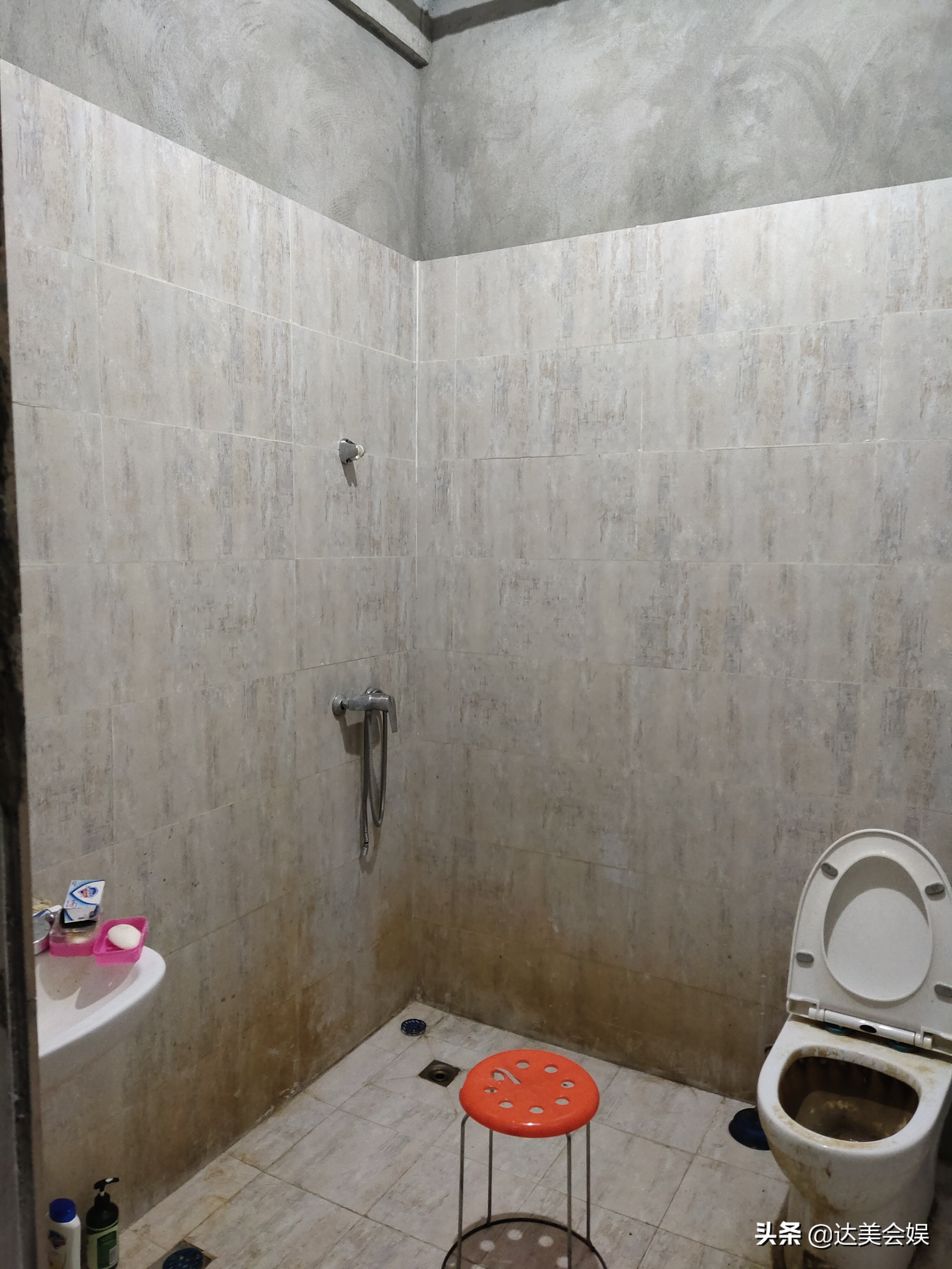 成都富士康真实工作视频,记录富士康打工的生活