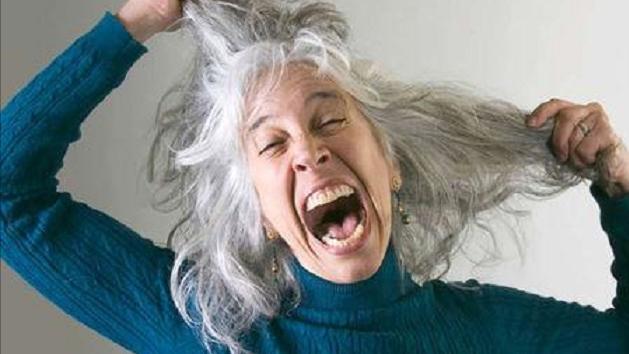 年轻女性突然白发增多是什么原因,中年女性有白发怎么调理