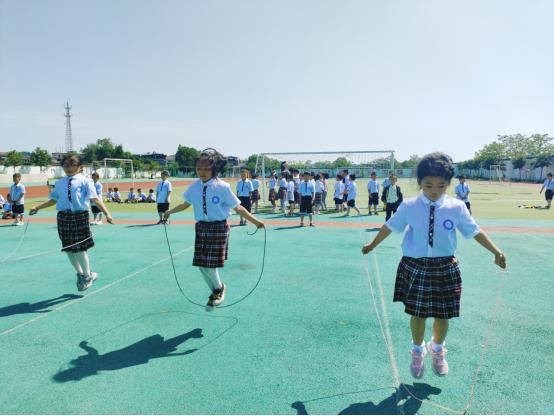 简阳教育发布,点燃运动激情共建阳光校园