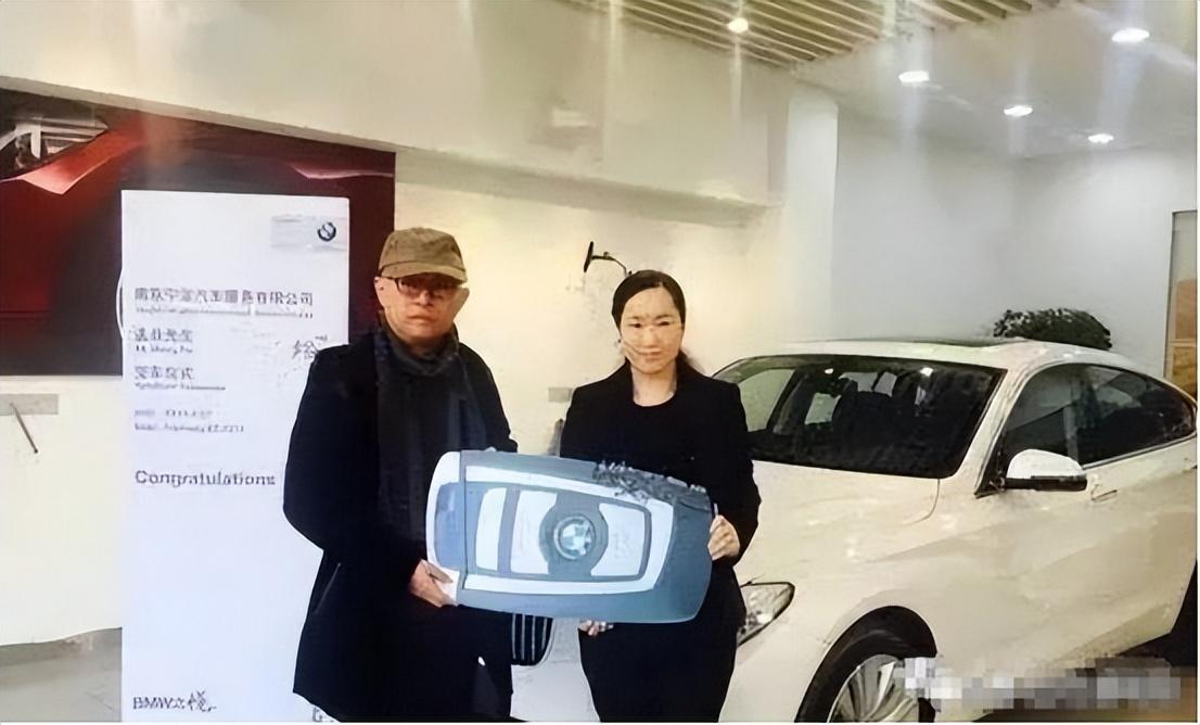 孟非和乐嘉为什么都是光头啊,乐嘉与孟非发生了什么