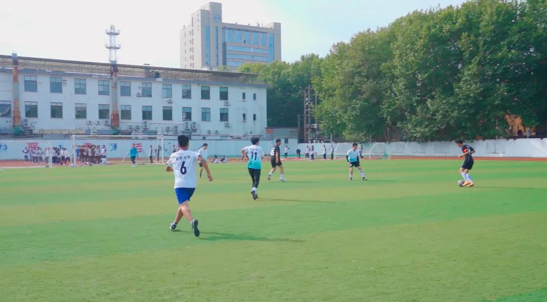 秦淮科技高中跑操,南京市秦淮中学跑操