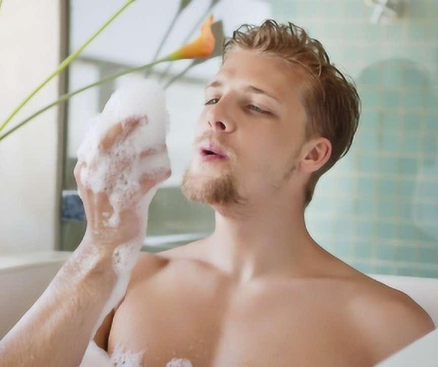 夫妻完事后，可以用纸巾擦擦吗？医生提醒：这种做法可使不得