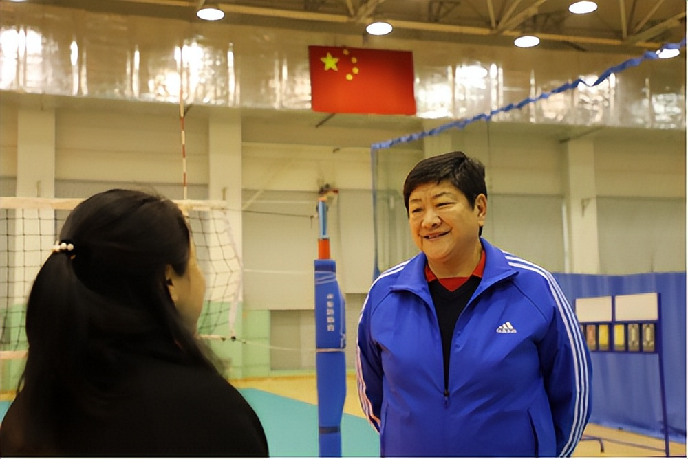 辽宁女排四朵金花,中国女排四人队长同时上阵