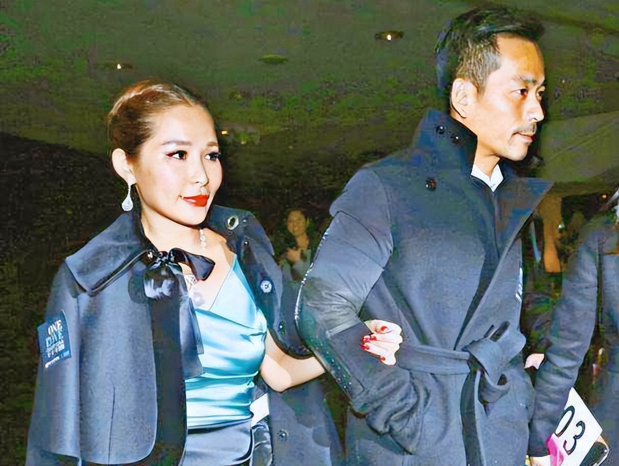 洗米华现在在干什么呢,洗米华落魄的时候