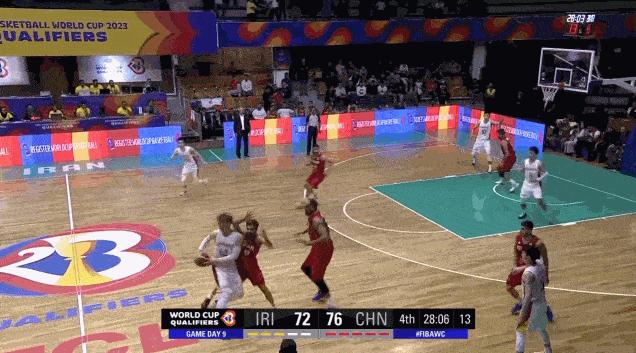 前中国男篮队长，8次获得CBA冠军，34岁还能帮助男篮击败伊朗队