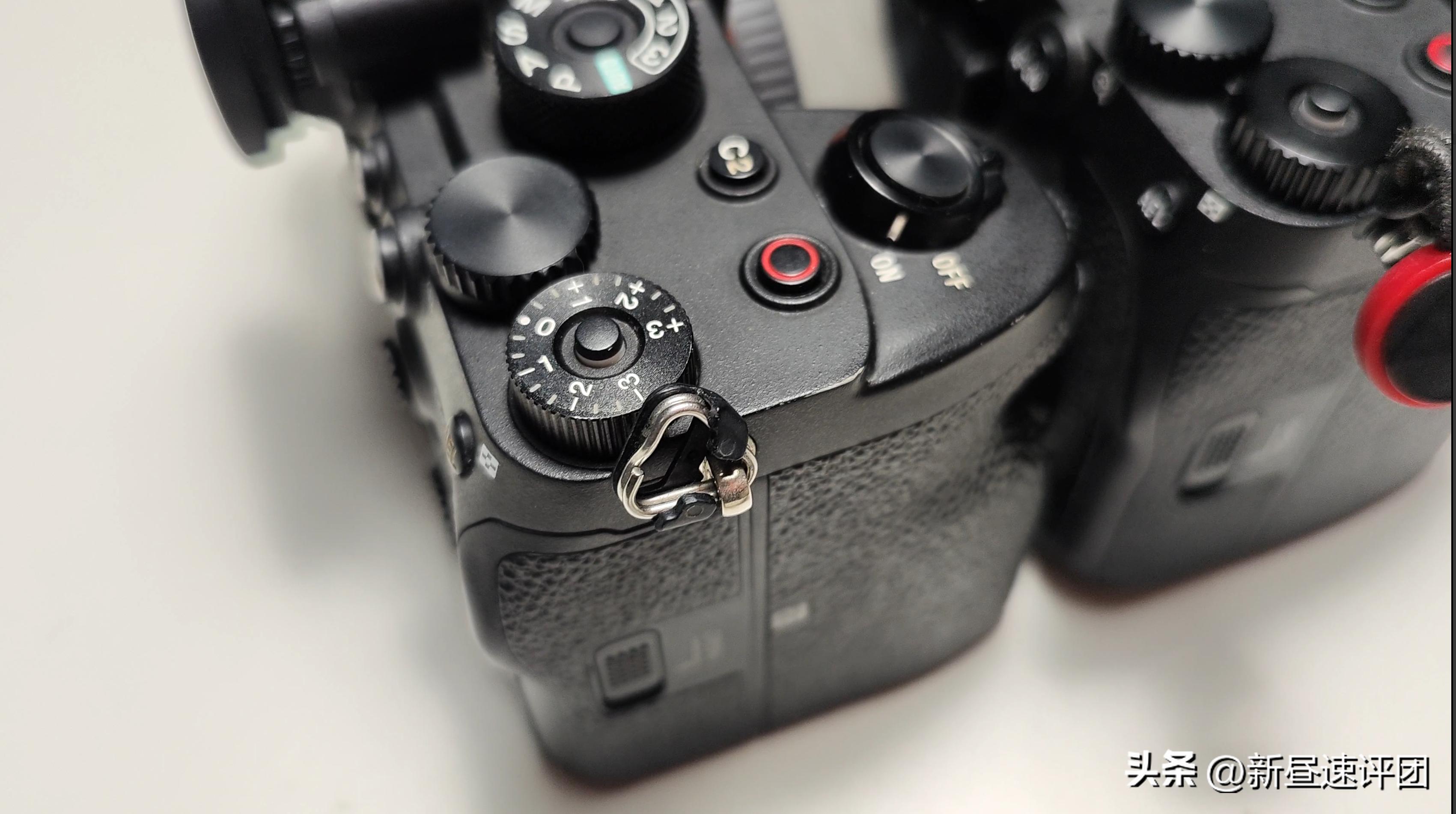 用了100天A7R5的索尼老用户，告诉你这机到底值不值得买