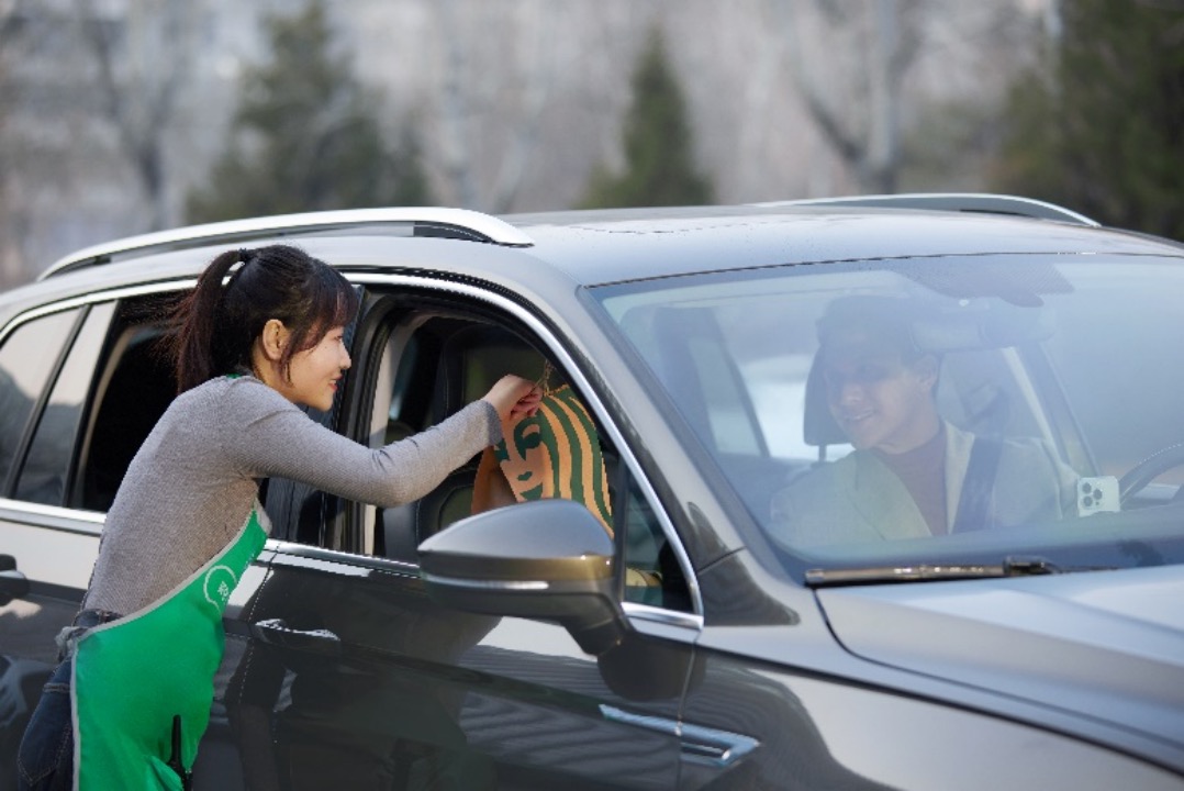 星巴克帮别人点单,星巴克顾客体验价值