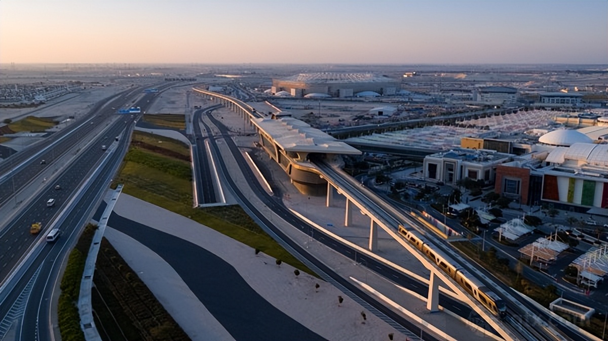 卡塔尔世界杯花了多少钱,卡塔尔世界杯真正花了多少钱