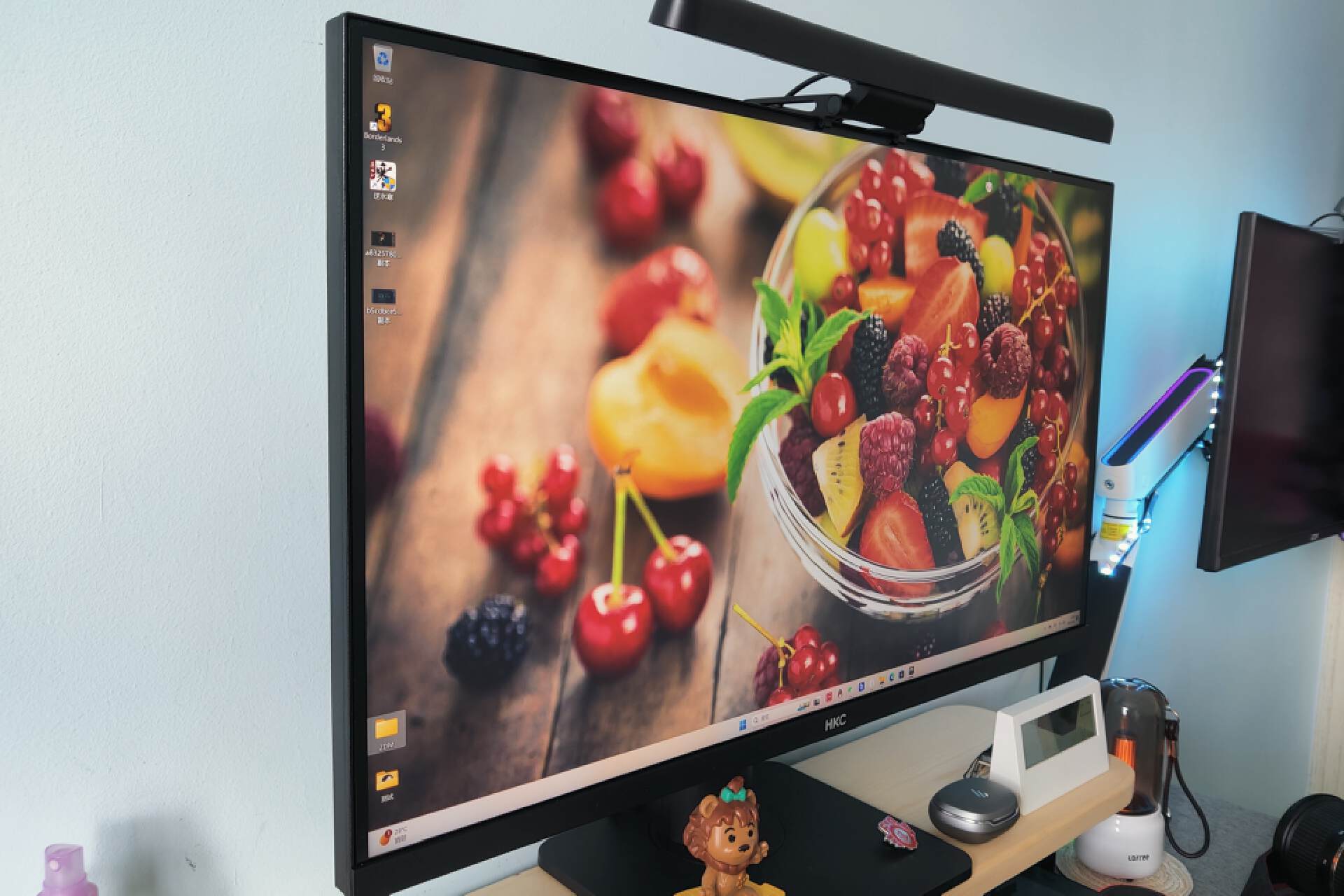 hkc2k曲面显示器评测,hkc24寸曲面144hz显示器推荐