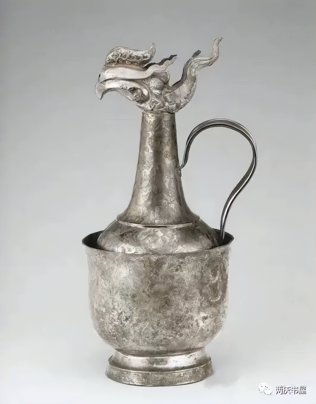 意大利藏元青花凤首梅瓶,大英博物馆元青花葡萄纹玉壶春瓶