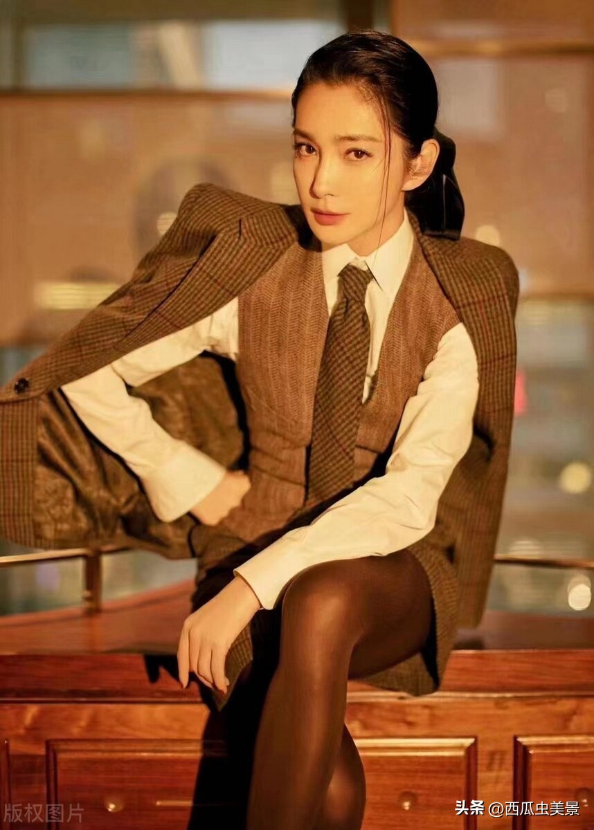 李冰冰时装lofficiel,李冰冰黑白时装大片