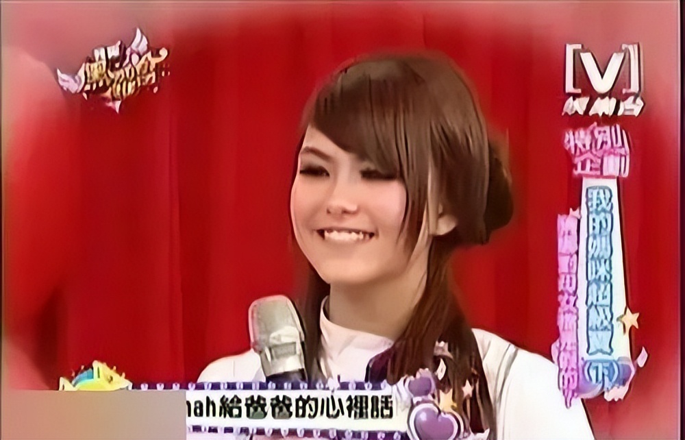 昆凌靠周杰伦成为明星,中专毕业的昆凌为何被周杰伦独宠