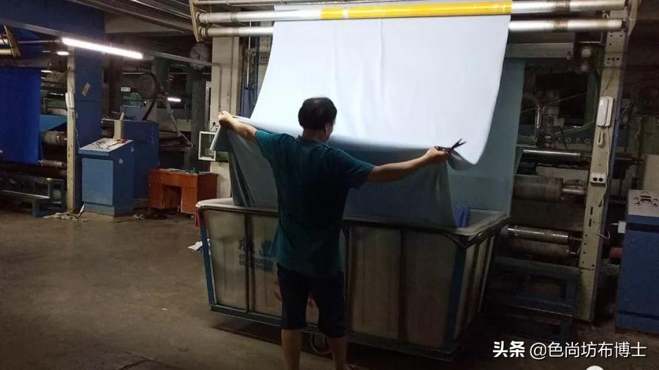 染色时，布面形成硅油斑，该怎么破？