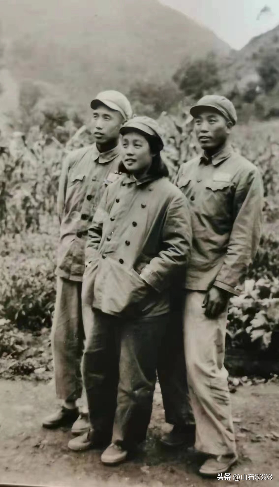 众战友深切缅怀晋国强政委——老将军一路走好！