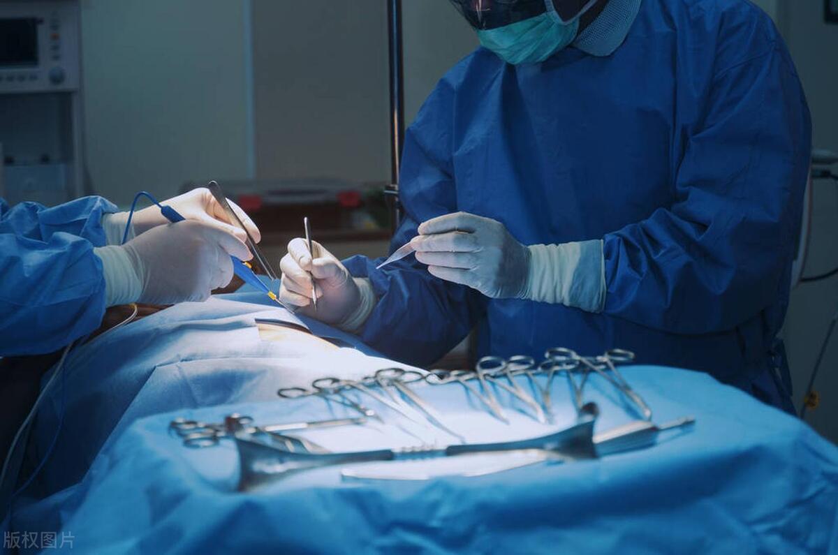 膀胱恶性肿瘤刚手术,手术引起肠瘘的医疗纠纷