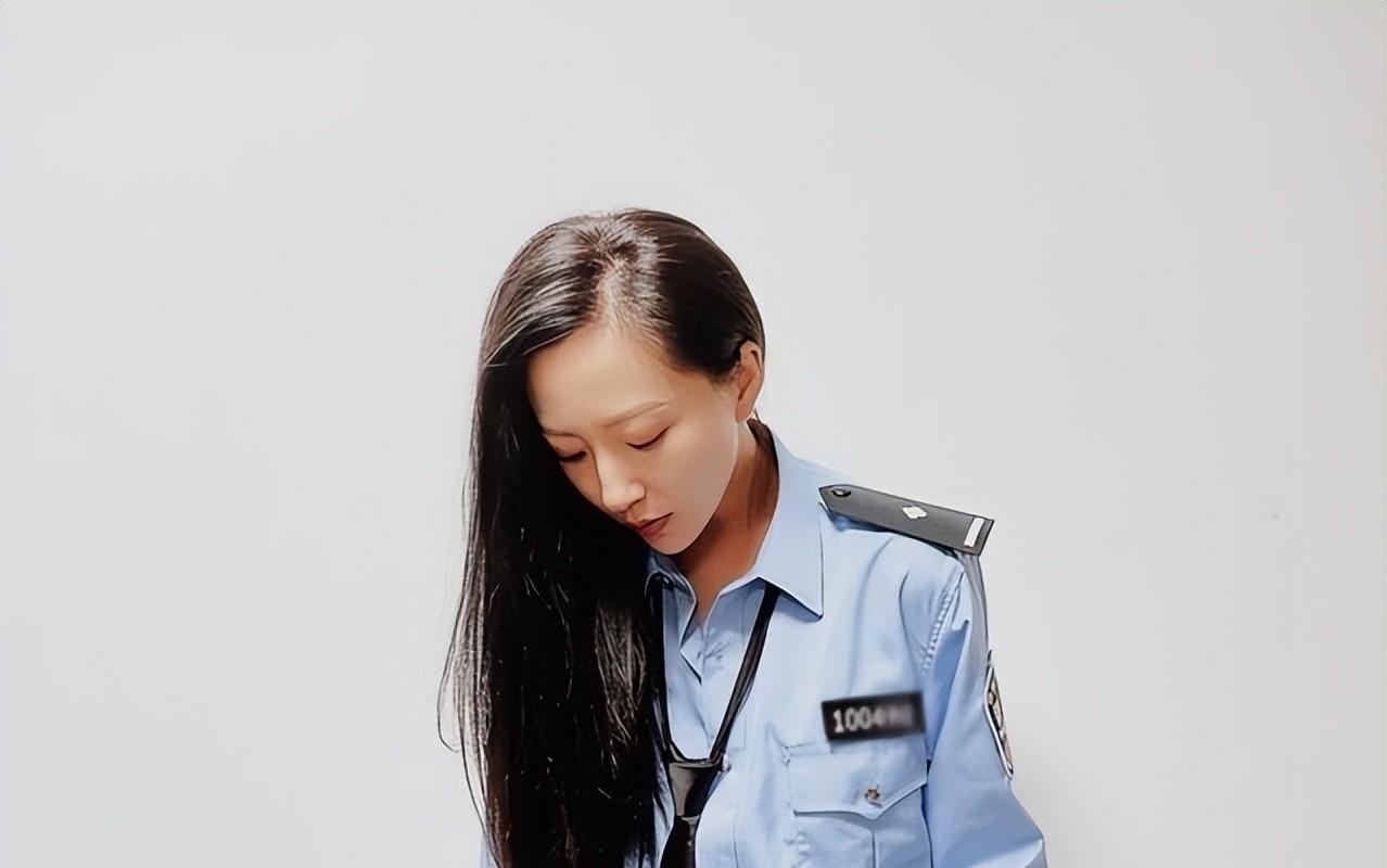 明明油头粉面，却偏要尬演警察，这6位女星演的刑警，真让人难受