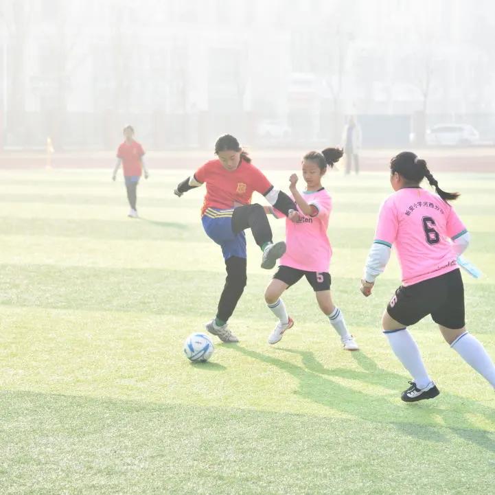 校园足球绿茵赛,支持校园足球助力足球青训繁荣