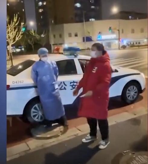 上海一骑手一桶泡面20个鸡蛋900元,上海一骑手代购六桶泡面