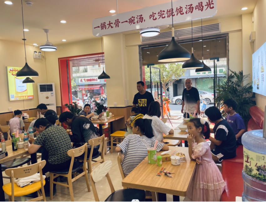 如何选择一个餐饮加盟品牌,2021特色餐饮加盟品牌十大排行榜