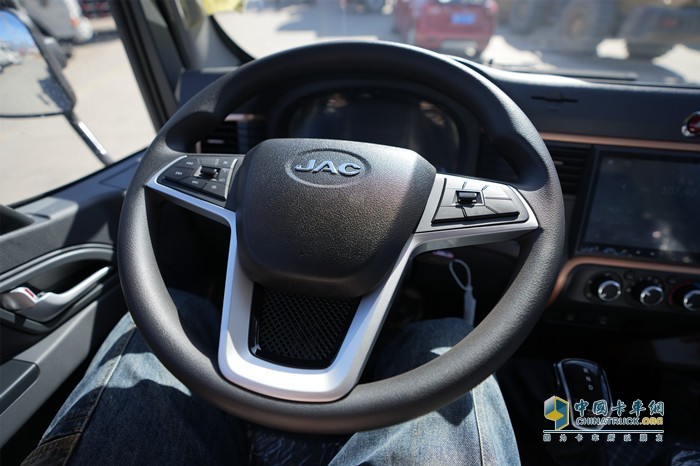 骏铃聚宝盆混动版怎么使用,骏铃聚宝盆续航极限长短途无忧