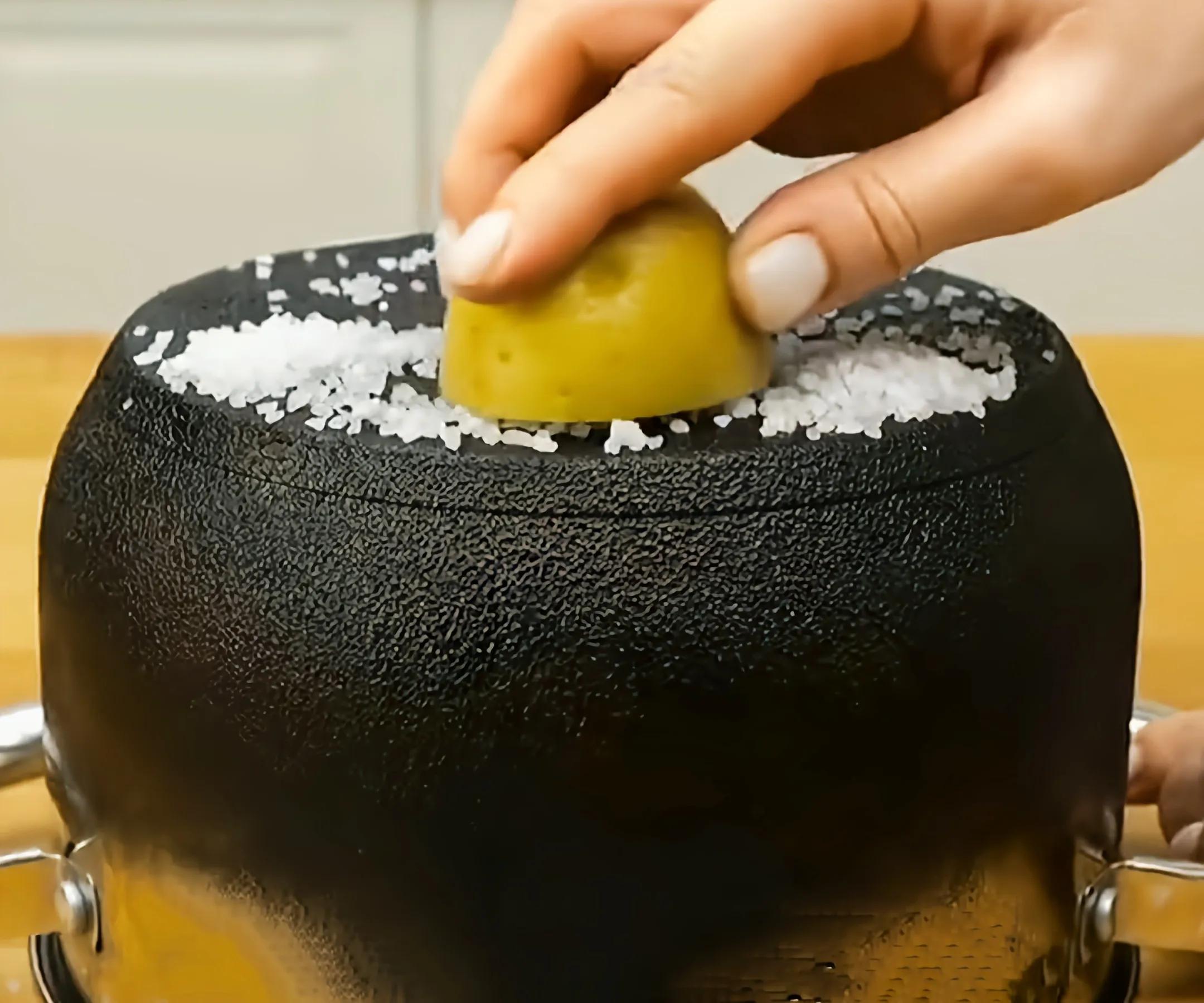 没有熨斗如何去除鞋子折痕,解决鞋子折痕的方法