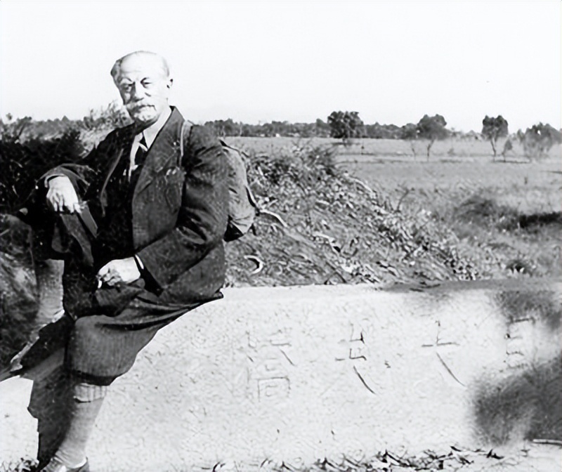 1954年法国医生遭遣返，致信周总理：我自认配得上作为中国的客人