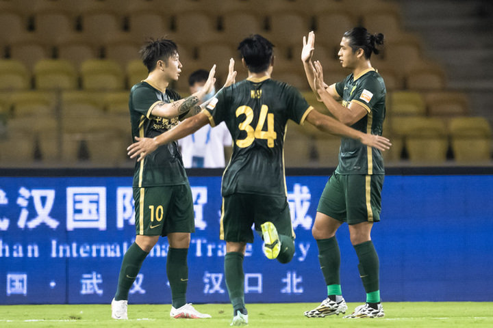 故人重逢，毫不留情！国安大胜武汉长江，隋东亮赢下“健力宝德比”