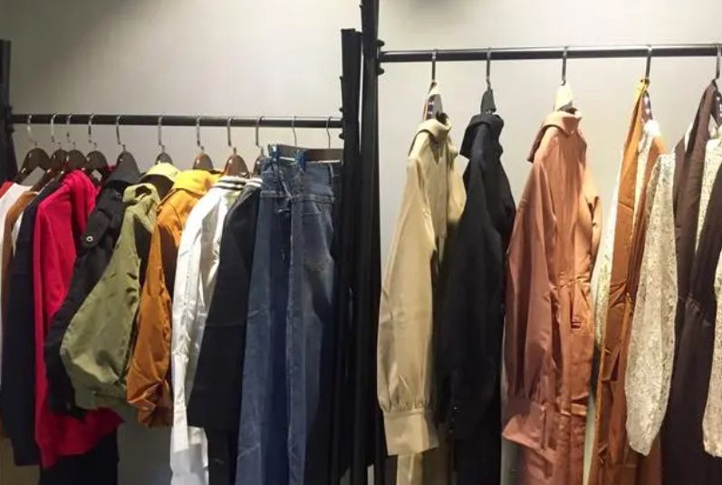 从“盆满钵盈”到“勉强吃饱”，实体店还能撑吗