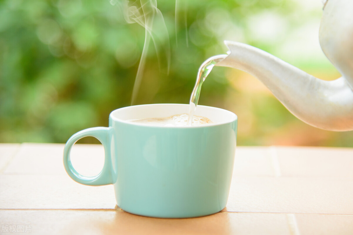 新冠高烧42度,感染新冠持续高烧不退如何处理