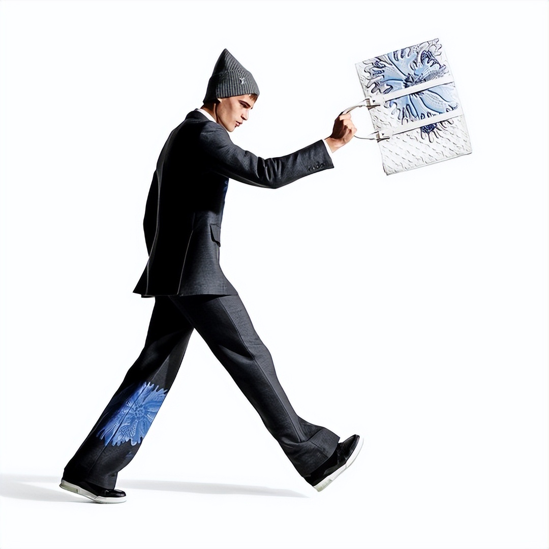 louisvuitton新包,lv联名草间波点包