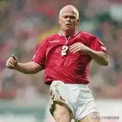 足球最佳阵容梅家军,足坛422评选阵容