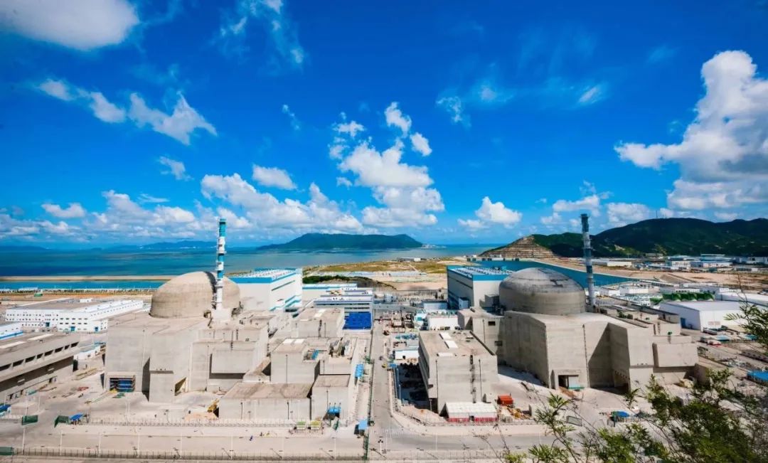 中国核电为了突破西方*锁封**，竟用4千吨大米换非洲2座铀矿？