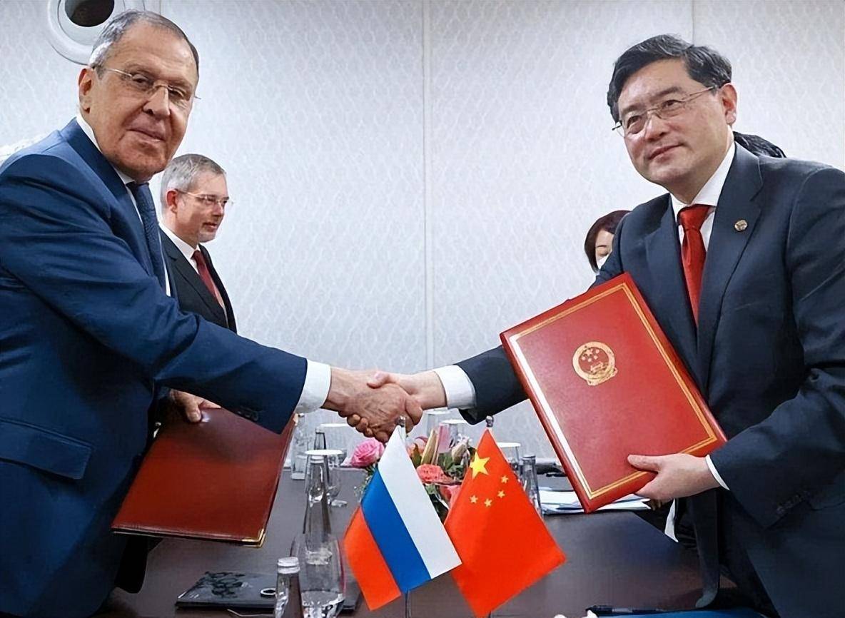 中方5次警告无效！尹锡悦还是签了字，外媒：俄方浓缩铀运抵福建