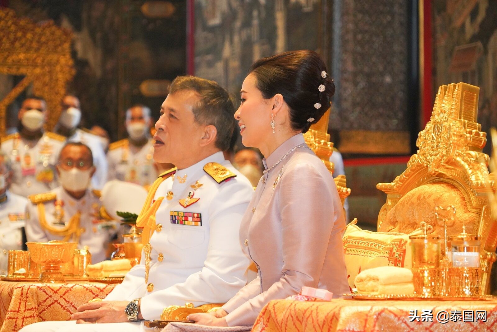 泰国节日三宝佛,泰国免费三宝佛节