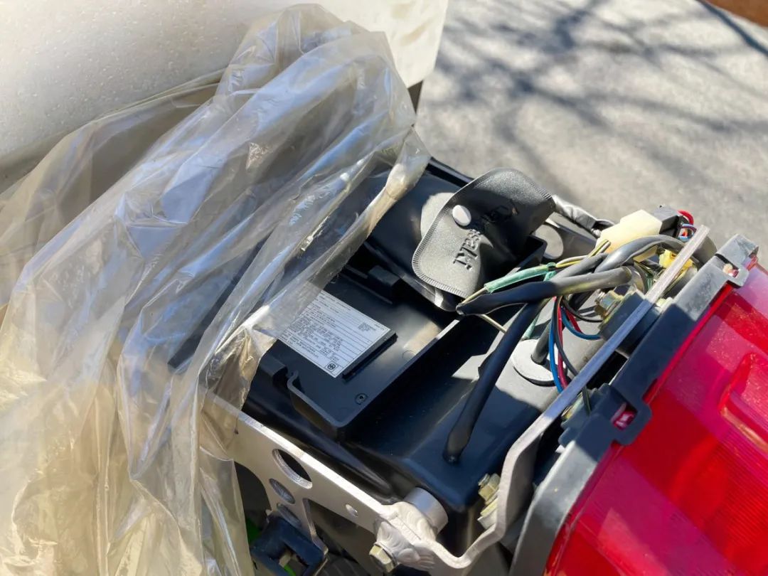 穿越时空的“全新车”，1992KAWASAKIZXR750R