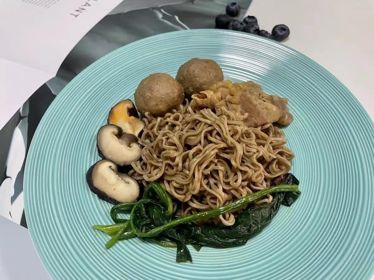 减脂晚餐吃什么更有饱腹感,减脂餐食谱一日三餐饱腹感