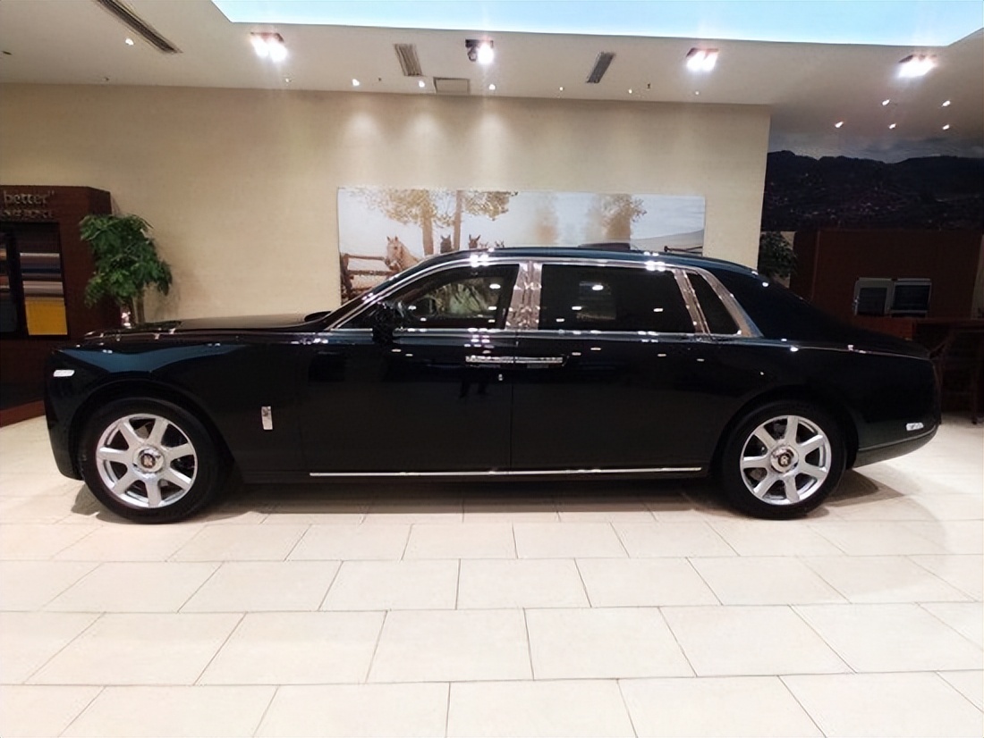 劳斯莱斯幻影加长版15天到港,劳斯莱斯幻影新车天津港多少钱