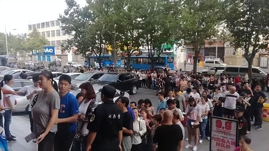 富豪入狱1年,富豪入狱1年后