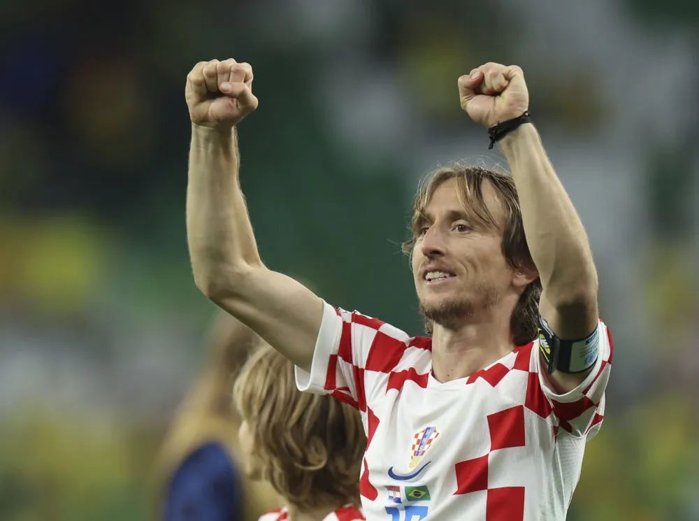 梅西与魔笛对决,梅西魔笛交换球衣