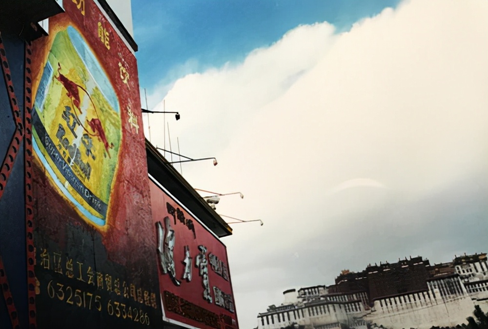 红牛怎么做到200亿的,红牛19年盈利