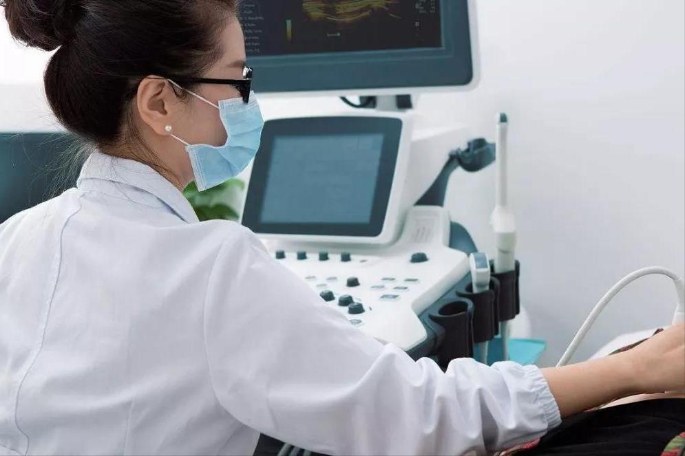 裤子脱了腿张开！妇产科里让人脸红的检查项目，看你做过几个？