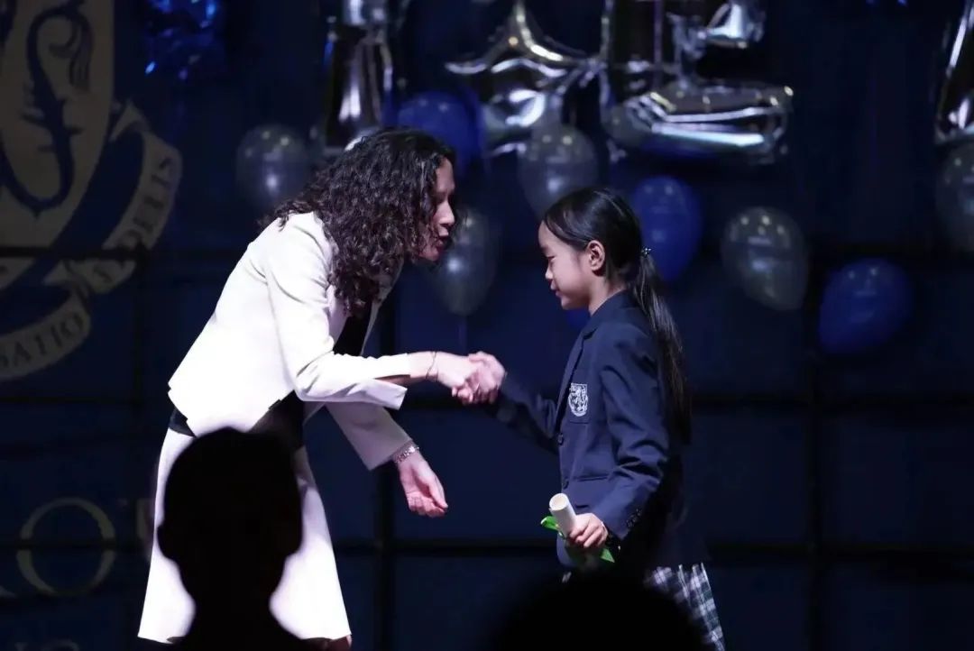 鍝堢綏鍥介檯瀛︽牎閲囪瀹堕暱,鍖椾含鍝堢綏瀹堕暱