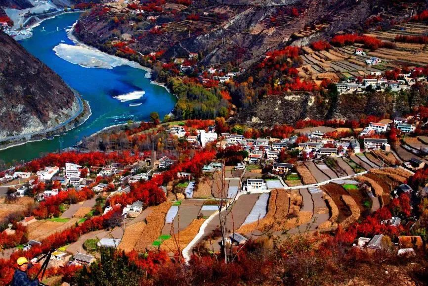 阿坝州十三个县哪个县最大,阿坝州十三个县城全景