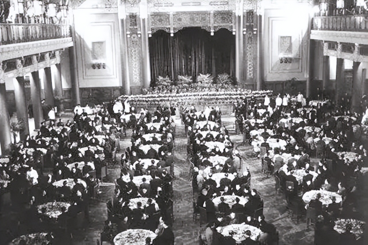 朝鲜国宴什么样？饮用水来自地下180米，有超过30种酱料