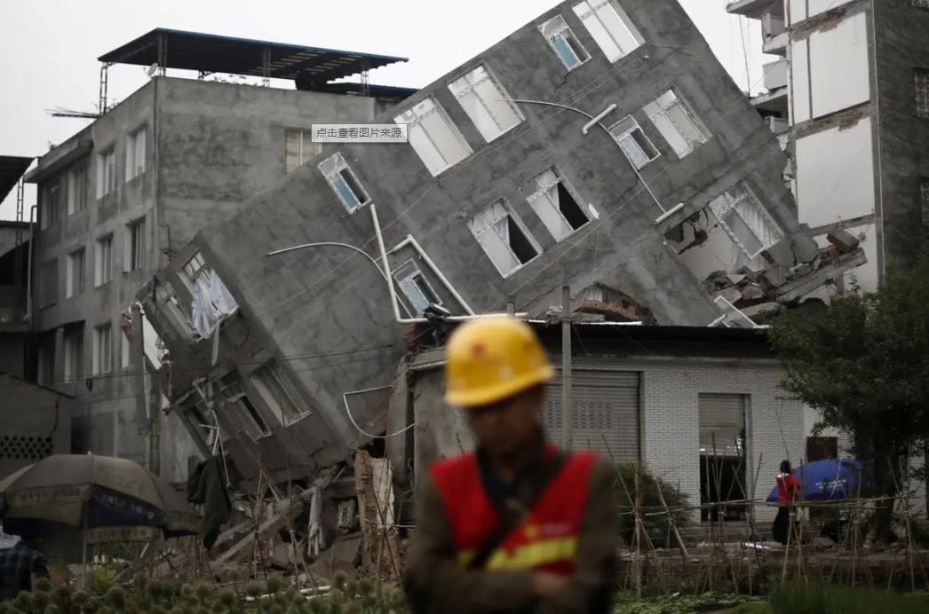 来自东北农村的机械师方力频，立志研发利国神器，拒绝卖给老美