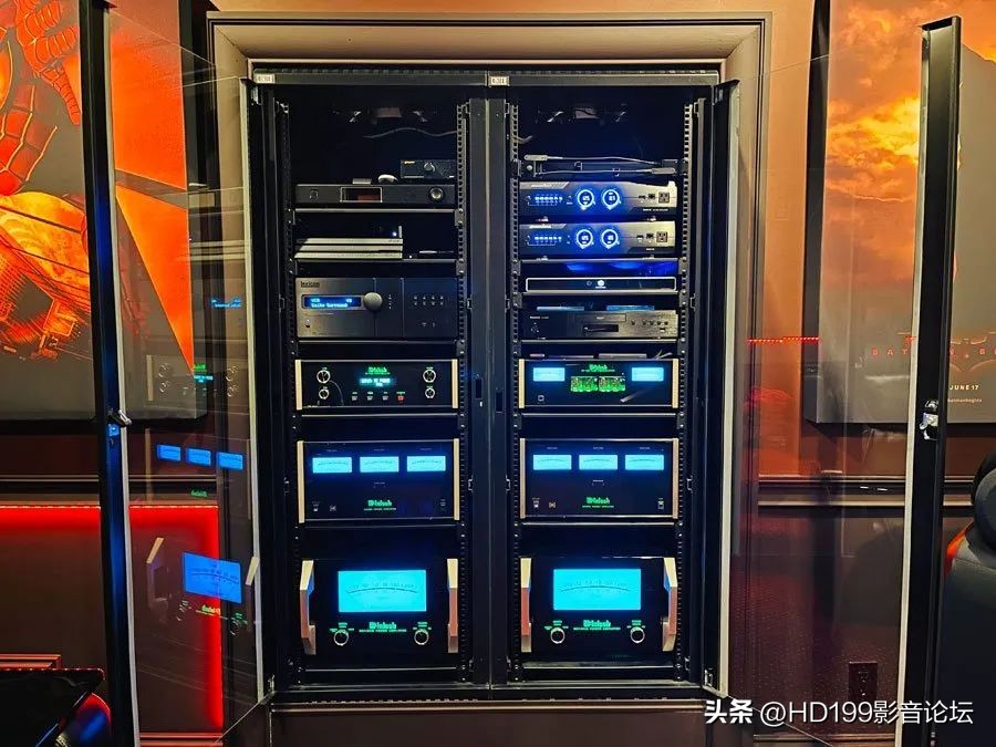 AVS论坛12月最佳家庭影院—MarkLeBlanc的7.2.4影院