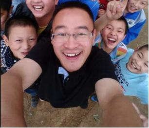 放弃百万年薪到大山支教,复旦高材生乡村支教