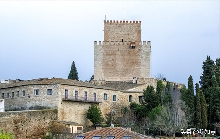 西班牙靠海小镇,西班牙国王虾米