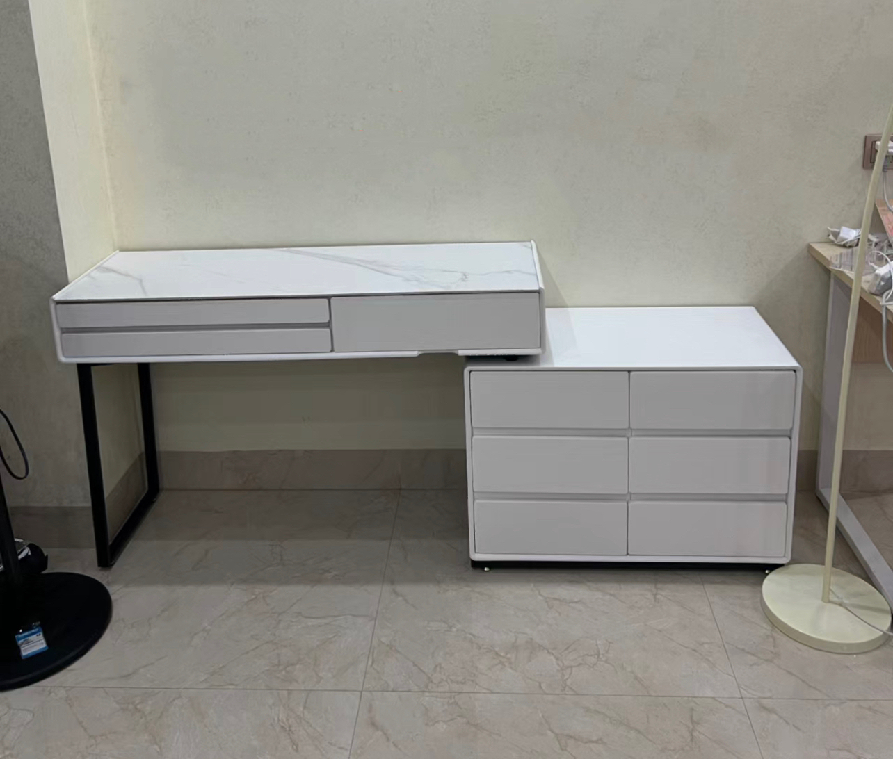 网购物品和实体店质量相差太大,网购商品一样为什么价格不一样